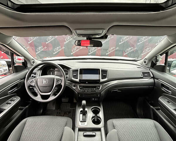 Белый Хонда Риджлайн, объемом двигателя 3.47 л и пробегом 87 тыс. км за 21900 $, фото 12 на Automoto.ua