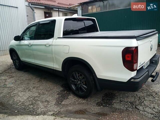 Білий Хонда Ріджлайн, об'ємом двигуна 3.5 л та пробігом 80 тис. км за 25500 $, фото 4 на Automoto.ua