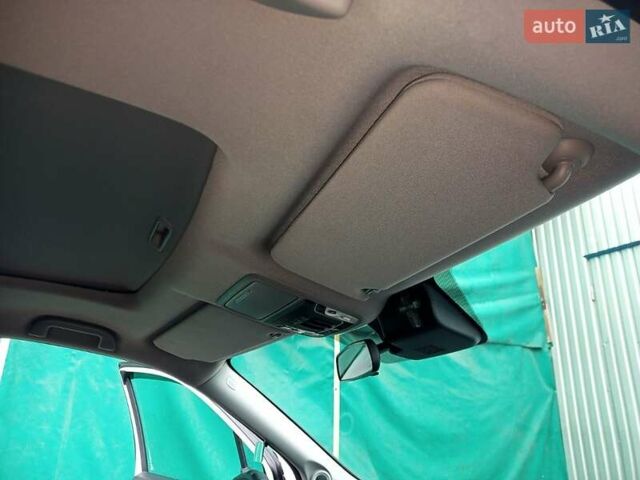 Білий Хонда Ріджлайн, об'ємом двигуна 3.5 л та пробігом 80 тис. км за 25500 $, фото 21 на Automoto.ua