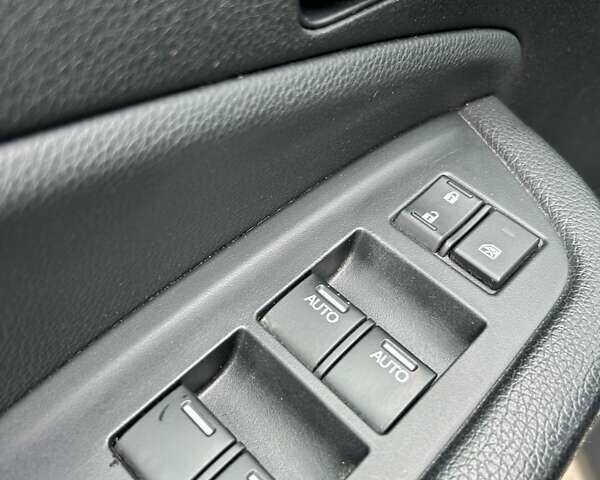 Белый Хонда Риджлайн, объемом двигателя 3.47 л и пробегом 87 тыс. км за 23900 $, фото 28 на Automoto.ua