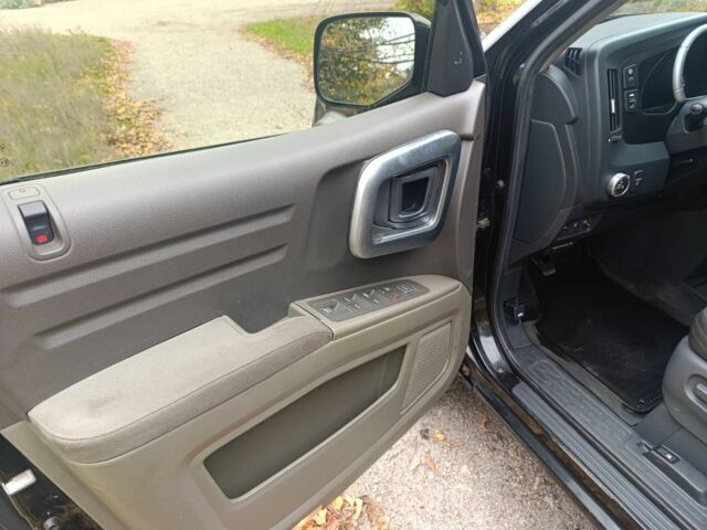 Хонда Ріджлайн 2006 у Харкові на Automoto.ua Чорний Хонда Ріджлайн, об'ємом двигуна 3.5 л та пробігом 277 тис. км за 7300 $, фото 10 на Automoto.ua