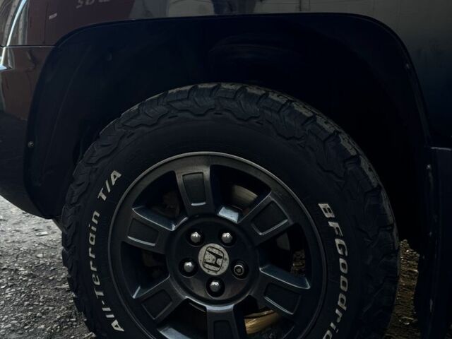 Черный Хонда Риджлайн, объемом двигателя 3.5 л и пробегом 303 тыс. км за 13500 $, фото 2 на Automoto.ua