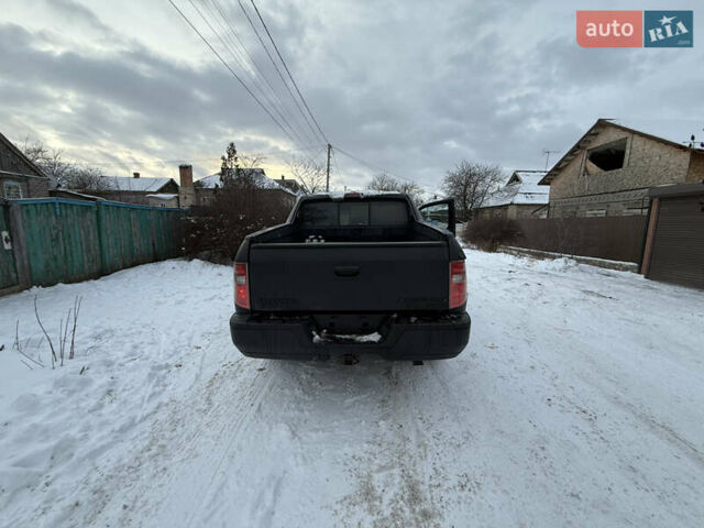 Черный Хонда Риджлайн, объемом двигателя 3.5 л и пробегом 260 тыс. км за 4700 $, фото 3 на Automoto.ua
