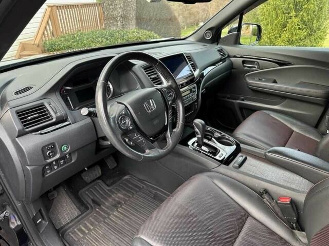 Черный Хонда Риджлайн, объемом двигателя 3.5 л и пробегом 35 тыс. км за 7900 $, фото 11 на Automoto.ua