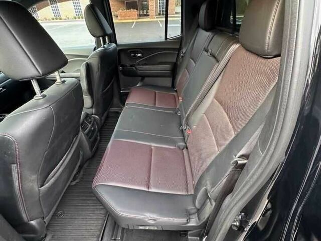 Черный Хонда Риджлайн, объемом двигателя 3.5 л и пробегом 35 тыс. км за 7900 $, фото 6 на Automoto.ua