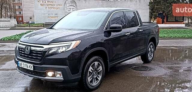 Хонда Ріджлайн 2018 у Новомосковске на Automoto.ua Чорний Хонда Ріджлайн, об'ємом двигуна 3.5 л та пробігом 67 тис. км за 26000 $, фото 35 на Automoto.ua