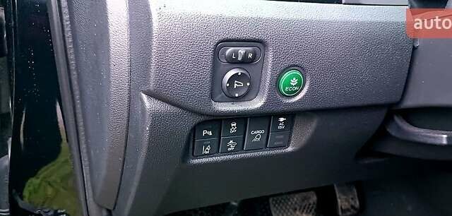 Хонда Ріджлайн 2018 у Новомосковске на Automoto.ua Чорний Хонда Ріджлайн, об'ємом двигуна 3.5 л та пробігом 67 тис. км за 26000 $, фото 28 на Automoto.ua