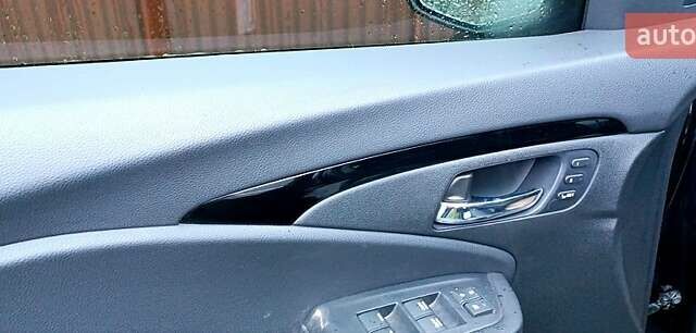 Хонда Ріджлайн 2018 у Новомосковске на Automoto.ua Чорний Хонда Ріджлайн, об'ємом двигуна 3.5 л та пробігом 67 тис. км за 26000 $, фото 32 на Automoto.ua