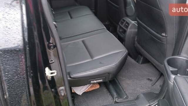 Чорний Хонда Ріджлайн, об'ємом двигуна 3.5 л та пробігом 68 тис. км за 26500 $, фото 5 на Automoto.ua