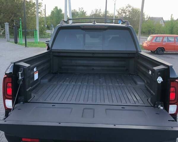 Хонда Риджлайн 2023 в Фастове на Automoto.ua Черный Хонда Риджлайн, объемом двигателя 3.47 л и пробегом 7 тыс. км за 28500 $, фото 9 на Automoto.ua