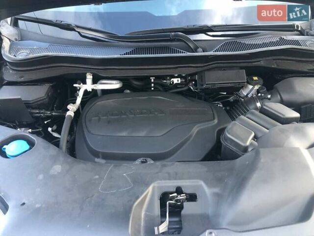 Хонда Риджлайн 2023 в Фастове на Automoto.ua Черный Хонда Риджлайн, объемом двигателя 3.47 л и пробегом 7 тыс. км за 28500 $, фото 17 на Automoto.ua