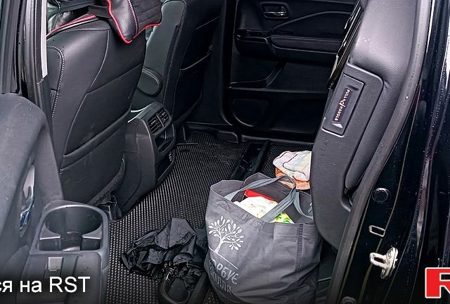 Чорний Хонда Ріджлайн, об'ємом двигуна 3.5 л та пробігом 67 тис. км за 26000 $, фото 1 на Automoto.ua