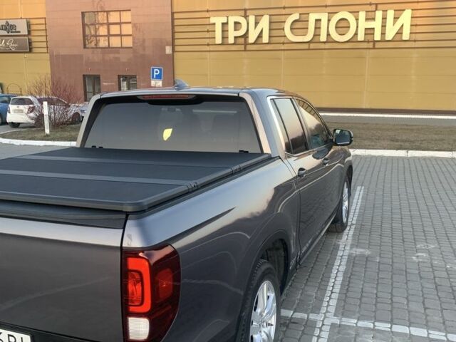 Сірий Хонда Ріджлайн, об'ємом двигуна 3.5 л та пробігом 120 тис. км за 25146 $, фото 5 на Automoto.ua