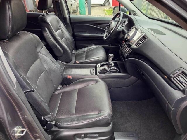 Сірий Хонда Ріджлайн, об'ємом двигуна 3.5 л та пробігом 161 тис. км за 25000 $, фото 16 на Automoto.ua