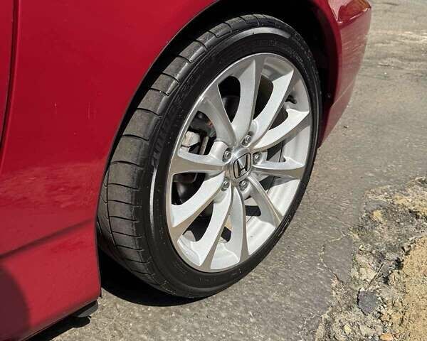 Красный Хонда С2000, объемом двигателя 2 л и пробегом 85 тыс. км за 52496 $, фото 2 на Automoto.ua