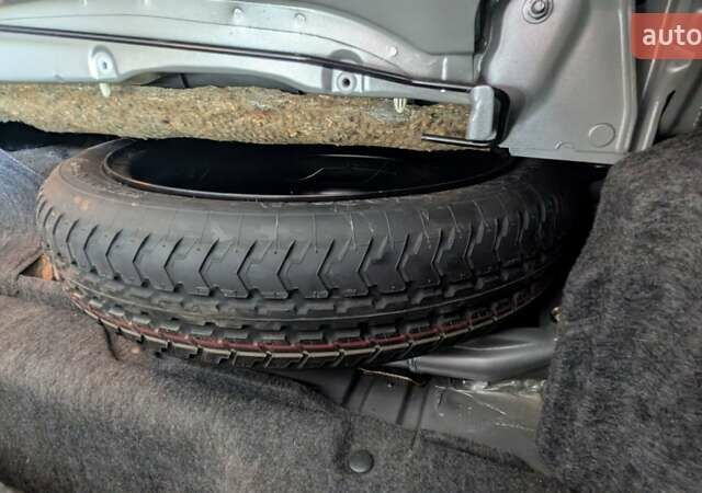 Серый Хонда С2000, объемом двигателя 2 л и пробегом 54 тыс. км за 42000 $, фото 66 на Automoto.ua