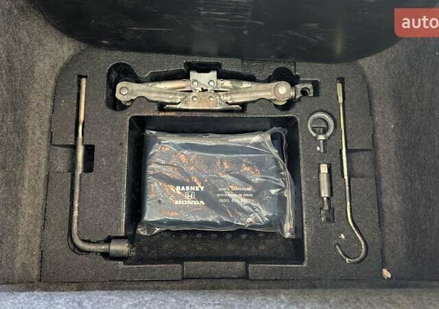 Серый Хонда С2000, объемом двигателя 2 л и пробегом 54 тыс. км за 42000 $, фото 60 на Automoto.ua