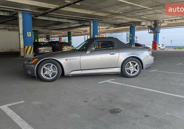 Серый Хонда С2000, объемом двигателя 2 л и пробегом 54 тыс. км за 42000 $, фото 7 на Automoto.ua