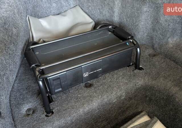 Серый Хонда С2000, объемом двигателя 2 л и пробегом 54 тыс. км за 42000 $, фото 57 на Automoto.ua