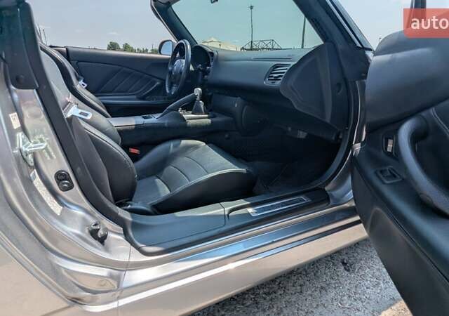 Серый Хонда С2000, объемом двигателя 2 л и пробегом 54 тыс. км за 42000 $, фото 90 на Automoto.ua