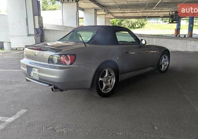 Серый Хонда С2000, объемом двигателя 2 л и пробегом 54 тыс. км за 42000 $, фото 3 на Automoto.ua