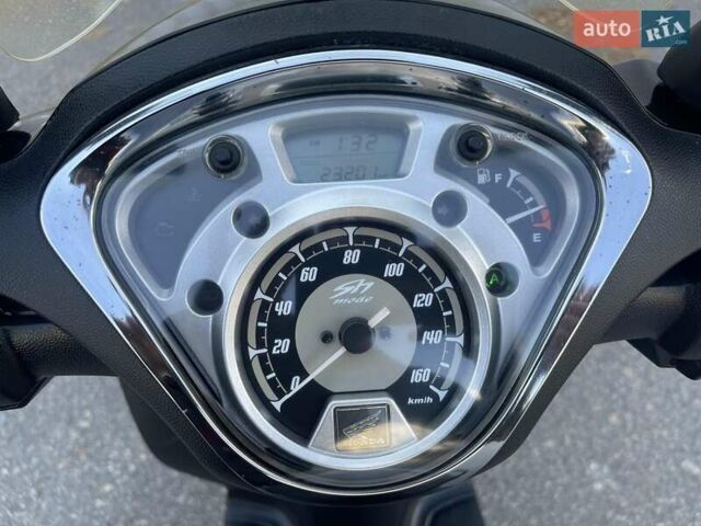 Черный Хонда SH 125, объемом двигателя 0 л и пробегом 23 тыс. км за 2600 $, фото 5 на Automoto.ua