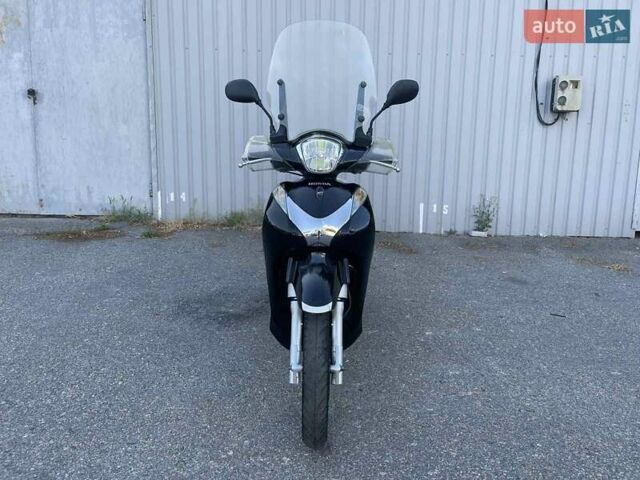Черный Хонда SH 125, объемом двигателя 0 л и пробегом 23 тыс. км за 2600 $, фото 2 на Automoto.ua