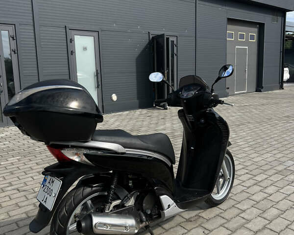 Хонда SH 125, объемом двигателя 0 л и пробегом 24 тыс. км за 2800 $, фото 6 на Automoto.ua