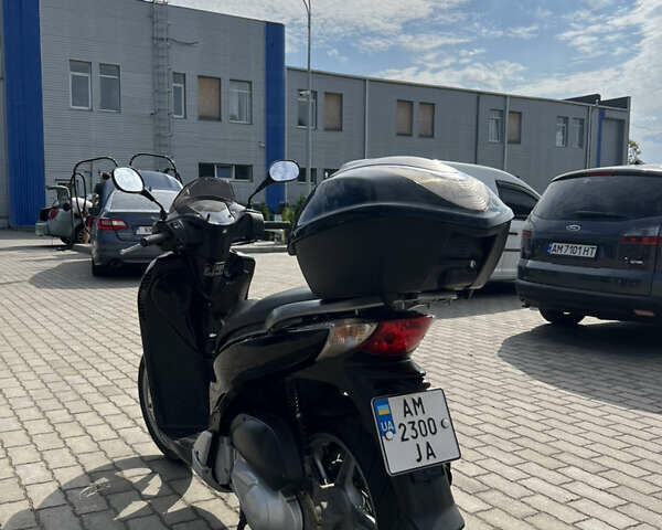 Хонда SH 125, объемом двигателя 0 л и пробегом 24 тыс. км за 2800 $, фото 4 на Automoto.ua