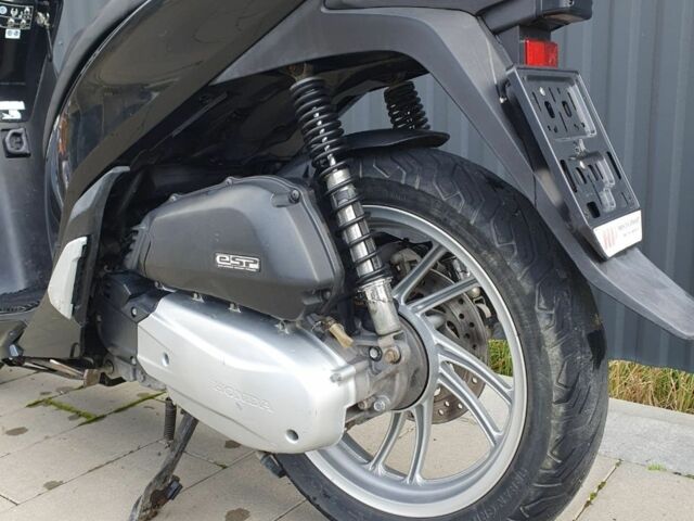 Хонда SH 125, об'ємом двигуна 0.13 л та пробігом 0 тис. км за 1550 $, фото 5 на Automoto.ua