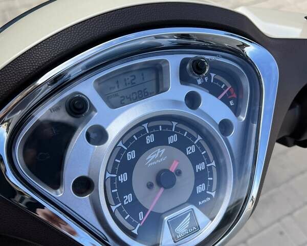 Хонда SH 125, об'ємом двигуна 0 л та пробігом 24 тис. км за 2800 $, фото 8 на Automoto.ua