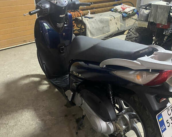 Синий Хонда SH 125, объемом двигателя 0.12 л и пробегом 9 тыс. км за 1150 $, фото 3 на Automoto.ua