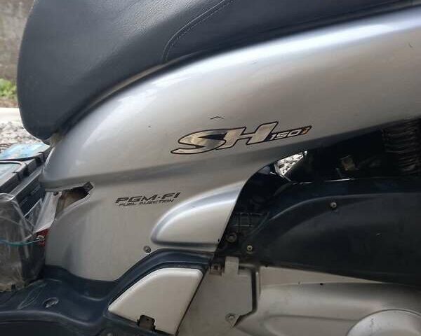 Хонда SH 150, объемом двигателя 0 л и пробегом 15 тыс. км за 800 $, фото 3 на Automoto.ua