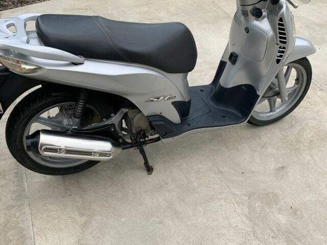 Хонда SH 150, об'ємом двигуна 0.15 л та пробігом 0 тис. км за 1500 $, фото 5 на Automoto.ua