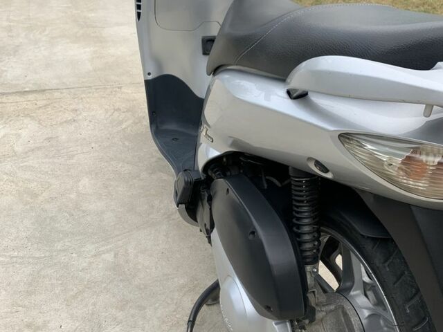 Хонда SH 150, об'ємом двигуна 0.15 л та пробігом 0 тис. км за 1500 $, фото 9 на Automoto.ua