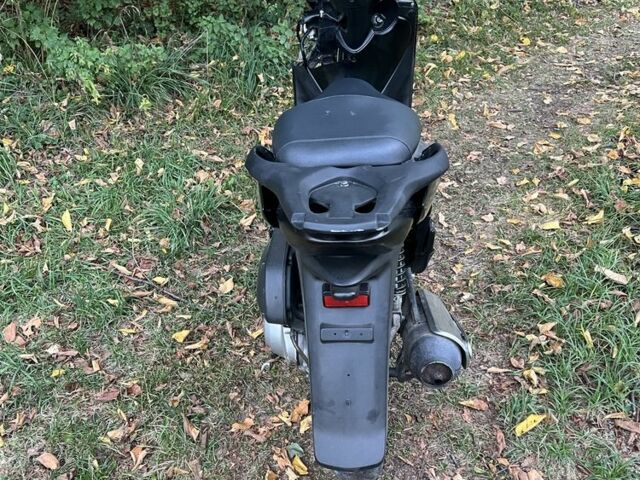 Хонда SH 150, объемом двигателя 0.15 л и пробегом 0 тыс. км за 740 $, фото 4 на Automoto.ua