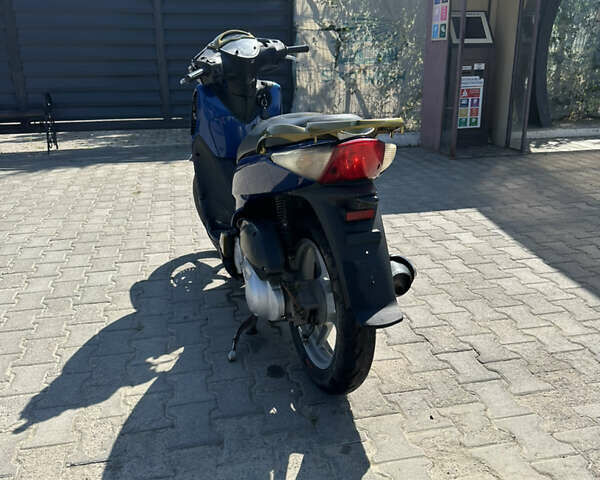 Хонда SH 150, объемом двигателя 0.15 л и пробегом 1 тыс. км за 1000 $, фото 4 на Automoto.ua