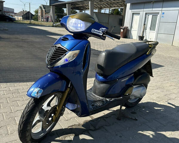 Хонда SH 150, объемом двигателя 0.15 л и пробегом 1 тыс. км за 1000 $, фото 1 на Automoto.ua