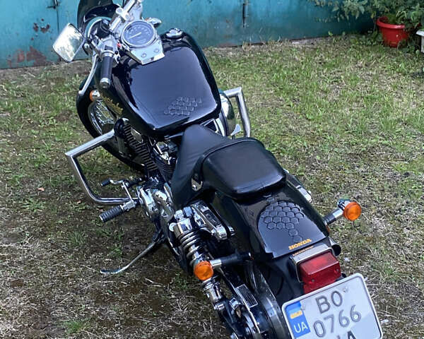 Чорний Хонда Shadow 400, об'ємом двигуна 0 л та пробігом 43 тис. км за 4500 $, фото 1 на Automoto.ua
