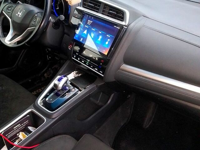 Белый Хонда Шатл, объемом двигателя 15 л и пробегом 62 тыс. км за 11200 $, фото 3 на Automoto.ua