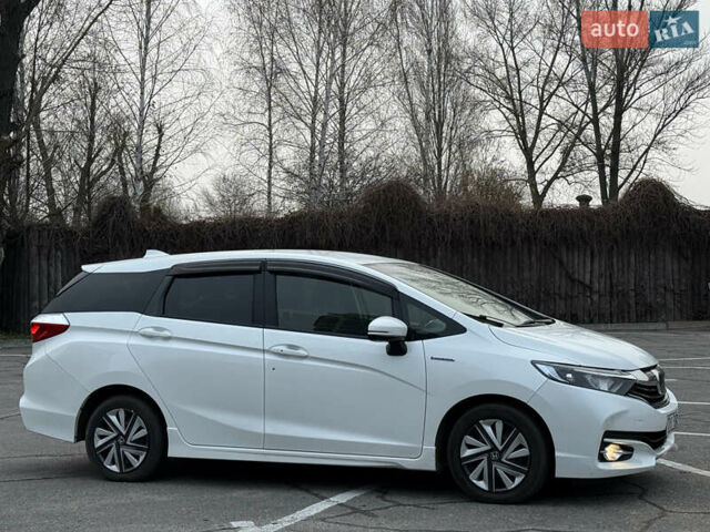 Белый Хонда Шатл, объемом двигателя 0 л и пробегом 58 тыс. км за 14200 $, фото 6 на Automoto.ua