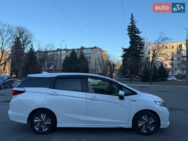 Белый Хонда Шатл, объемом двигателя 1.15 л и пробегом 58 тыс. км за 14000 $, фото 17 на Automoto.ua