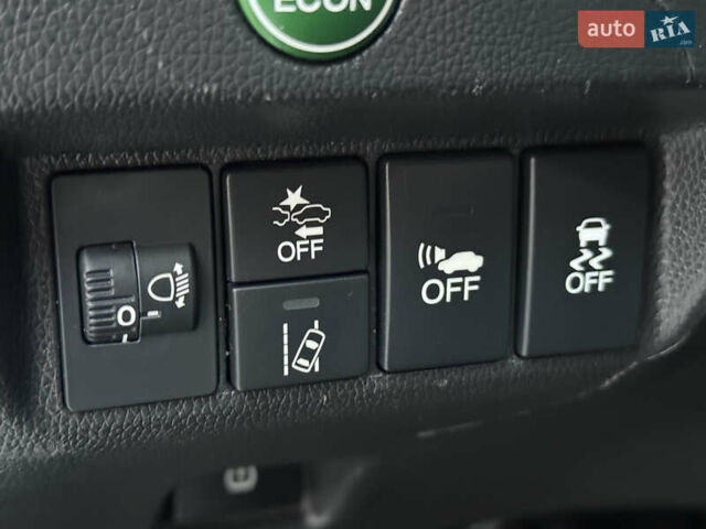 Белый Хонда Шатл, объемом двигателя 0 л и пробегом 58 тыс. км за 14200 $, фото 32 на Automoto.ua