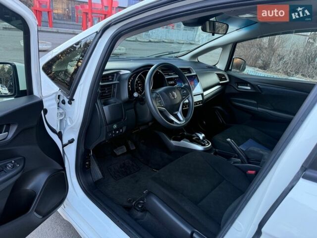 Белый Хонда Шатл, объемом двигателя 1.15 л и пробегом 58 тыс. км за 14000 $, фото 23 на Automoto.ua
