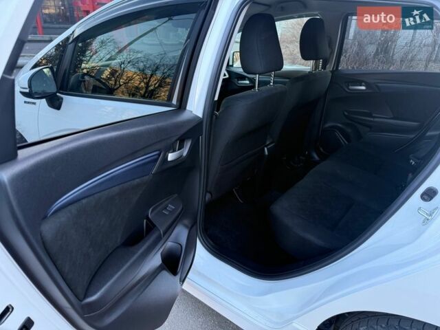 Белый Хонда Шатл, объемом двигателя 1.15 л и пробегом 58 тыс. км за 14000 $, фото 22 на Automoto.ua