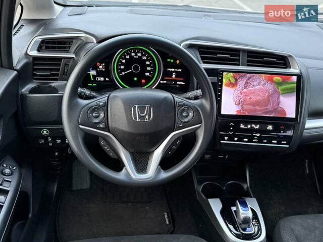 Белый Хонда Шатл, объемом двигателя 0 л и пробегом 58 тыс. км за 14200 $, фото 21 на Automoto.ua