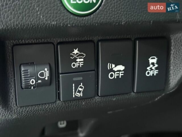 Белый Хонда Шатл, объемом двигателя 1.15 л и пробегом 58 тыс. км за 14000 $, фото 7 на Automoto.ua