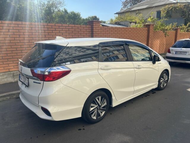 Белый Хонда Шатл, объемом двигателя 1.5 л и пробегом 96 тыс. км за 14300 $, фото 6 на Automoto.ua