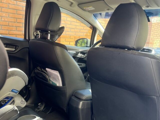 Белый Хонда Шатл, объемом двигателя 1.5 л и пробегом 96 тыс. км за 14300 $, фото 20 на Automoto.ua