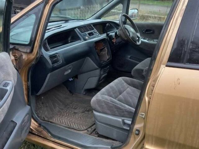 Бежевый Хонда Шатл, объемом двигателя 2.2 л и пробегом 1 тыс. км за 711 $, фото 10 на Automoto.ua